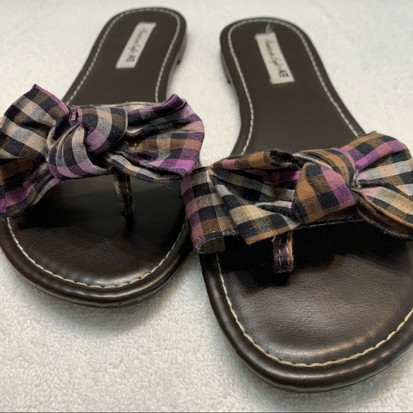 American Eagle Plaid Bow Thong Flip Flop Sandals - Picture 10 of 10